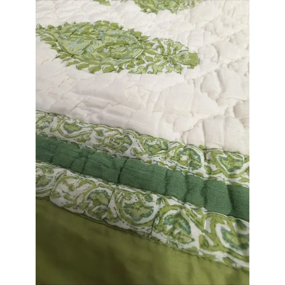2 Vintage Pottery Barn Quilted Standard Shams Green White Floral Vine